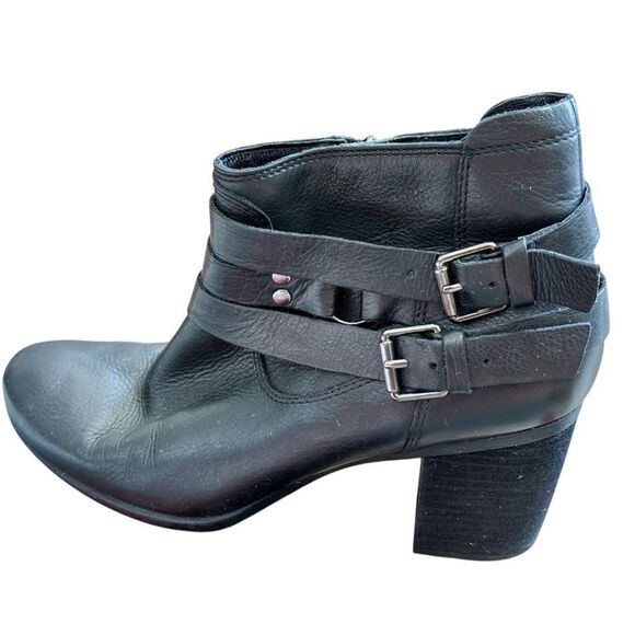Joseph Siebel 2.5" heel black leather booties. Size 39/ 8 in Black - Picture 2 of 5